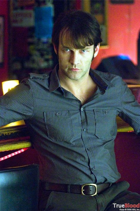 Stephen Moyer (Bill Compton, True Blood) Bill True Blood, True Blood Quotes, Bill Compton, Vampire Men, Stephen Moyer, Sookie Stackhouse, True Blood Series, Hot Vampires, Vampire Movies