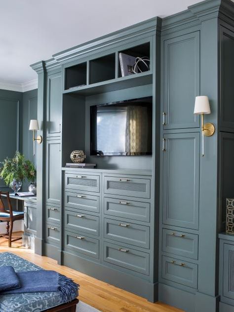 Living Room Built-In Shelves | HGTV Built In Bedroom Cabinets, Built In Bedroom, Bedroom Built Ins, Bedroom Built In Wardrobe, Built In Dresser, Bedroom Cabinets, Build A Closet, Creative Bedroom, Gold Bedroom