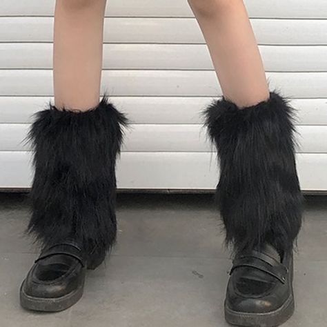 Fluffy Leg Warmers, Gyaru Y2k, Black Leg Warmers, Straight Cut Pants, Japanese Lifestyle, Skin Care Devices, Free Makeup, Fashion Sale, Cut Shirts