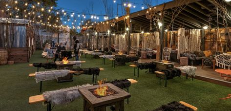 Beer Garden Design Restaurant, Outdoor Beer Garden, Ideas Terraza, Viking Village, Outdoor Restaurant Design, Sport Food, Restaurant Patio, Outdoor Cafe, Front Patio