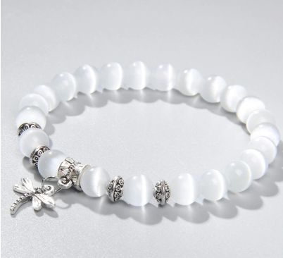 White Bracelets Beaded, White Elegant Crystal Bracelet With Natural Stones, White Bracelet Ideas, Handmade White Crystal Adjustable Bracelet, Adjustable White Jewelry With Cat Design, Cat Bead Bracelet, Cat Design Bracelet Jewelry Gift, Cat Eye Stone, Diy Jewelry Videos