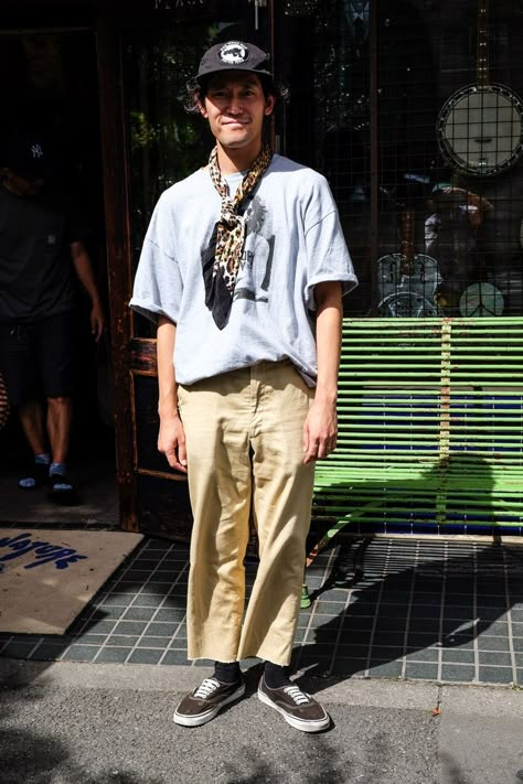 Tokyo Street Style Men, Indie Style Men, Japanese Street Fashion Men, Streets Of Tokyo, Asian Streetwear, Tokyo Street Style, Queer Fashion, Fashion Blogs, Japanese Street Fashion