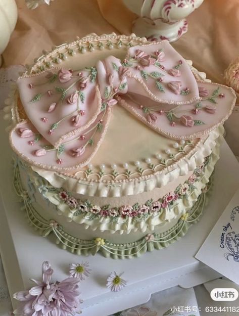 Cottage Core Cakes, Art Cake Design, Cottagecore Cake, Bolo Vintage, Thanks For Following Me, Vintage Birthday Cakes, 귀여운 음식 그림, Art Cake, Beautiful Cake Designs