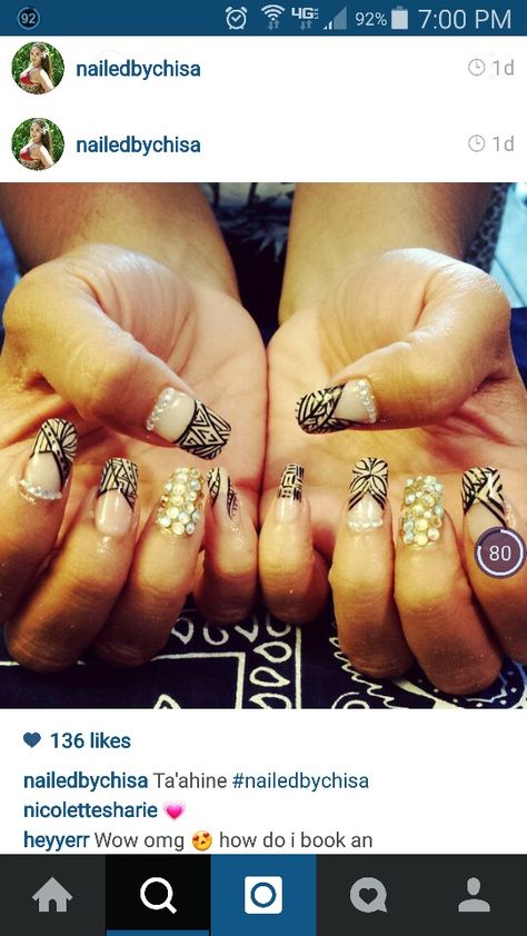 Polynesian style Polynesian Nails, Tattoo Nails, Back Scratchers, Sns Nails, Nails Design, Nail Trends, Polynesian Tattoo, Fashion Makeup, Nail Inspo