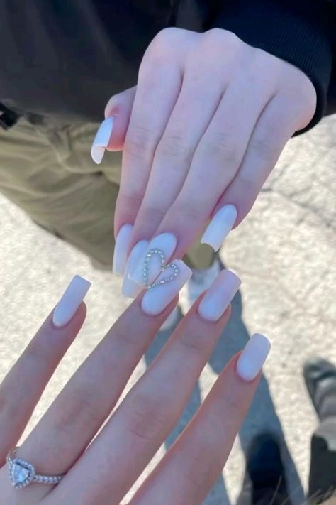 Best Friend Heart Nails, Heart Matching Nails, Milky White Nails With Initial, Matching Heart Nails, Matching Best Friend Nails, Matching Acrylic Nails, Matching Nails With Bff, Matching Nails With Best Friend, Best Friend Nails