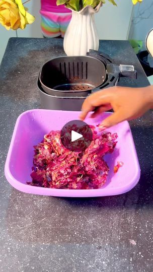 2.3M views · 46K reactions | Don’t throw away your onion peel. Use it for this instead | By Everyday with Irene | Facebook Onion Peel, Avocado Pits, Health Matters, Healthy Drinks, Onions, Hair Growth, Health Tips, Avocado, Rice