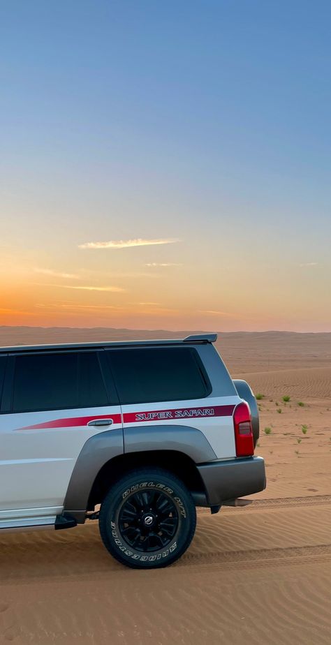 Small Room Setup, Colorful Backdrop, Safari Sunset, Happy National Day, Desert Safari Dubai, Iphone Wallpaper Vsco, Dubai Cars, Fun Deserts, Cute Instagram Captions