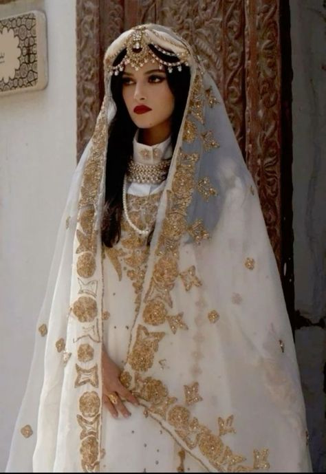 Egyptian Wedding Dress, Arabic Outfit, Middle Eastern Wedding, Arabian Wedding, Egyptian Dress, Arabic Wedding Dresses, Egyptian Wedding, Arab Dress, Arabian Princess