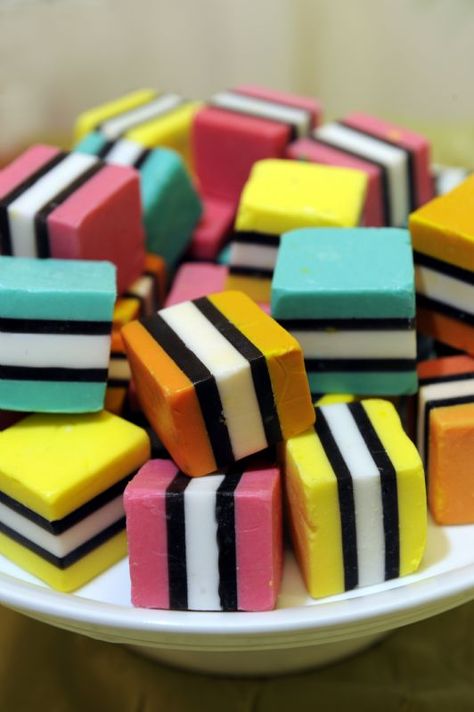 Licorice Allsorts, Licorice Candy, Liquorice Allsorts, I Want Candy, Candy Girl, Sweet Shop, Candy Candy, Colorful Candy, Candy Store