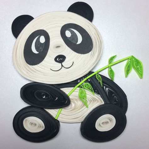 Paper Twisting Art Ideas, Paper Twisting Art, Panda Quilling, Newspaper Art And Craft, Neli Quilling, Quilling Animals, Paper Quilling Tutorial, Quilling 3d, Paper Quilling Patterns