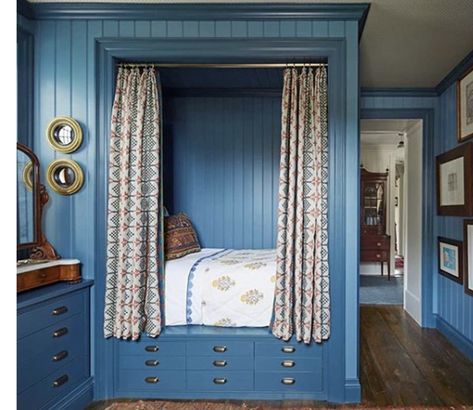 Alcove Bed, Apartemen Studio, Sleeping Nook, Veranda Magazine, Bed Nook, Bedroom Nook, Tudor Revival, Seaside Cottage, Lake Cottage