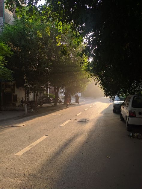 #lahore #wintersmorning #street Road Snap, Diary Quotes, Android Wallpaper, Pretty Wallpapers, Aesthetic Pictures, Country Roads, Wallpapers, Road, Quotes