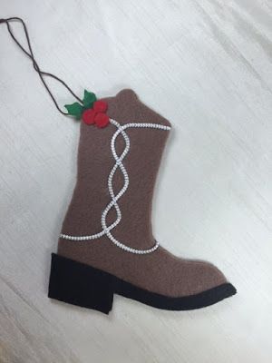 Stephs Nails, Cowboy Boot Crafts, Horseshoe Nail Art, Boot Ornament, Homemade Christmas Ornaments, Neighbor Christmas Gifts, Christmas Boots, Boots Patterns, Cowboy Christmas