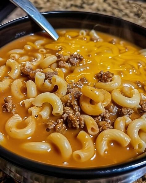 One-Pot Macaroni Cheeseburger Soup – Nine Recipes Cheeseburger Macaroni Soup, Hamburger Macaroni Soup, Mac N Cheese Soup, Cheeseburger Macaroni, Macaroni Soup, Tomato Tortellini Soup, Soup With Ground Beef, Cheeseburger Soup, Tortellini Soup