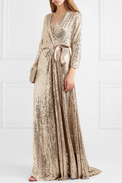 Jenny Packham Sequin Silk Wrap Gown New Year's Eve Dresses That Wow Classy New Years Eve dress!  These NYE outfit ideas will wow you and your fellow-party goers.  From elegant long cocktail dresses to dresses that sparkle from Michael Kors.  These are the best in dress to ring in the new year. #fashionluxury #newyearseveoutfitideas #partydressesforwomen #JennyPackham Gold Wedding Gowns, Elegante Y Chic, Mode Kimono, Long Cocktail Dress, Nye Outfits, Chiffon Wrap, Eve Dresses, Eve Outfit, New Years Eve Dresses