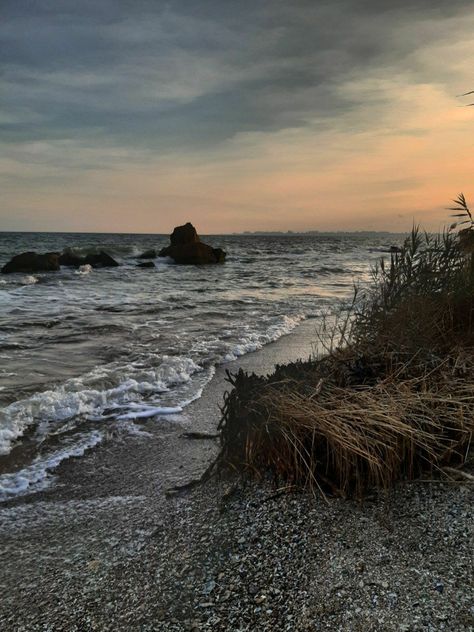 Autumn Beach Aesthetic, Ocean Autumn, Halloween Hangout, Harper L Woods, Dark Nautical Aesthetic, Beach Autumn, Dark Nautical, Atmosphere Aesthetic, Nautical Aesthetic