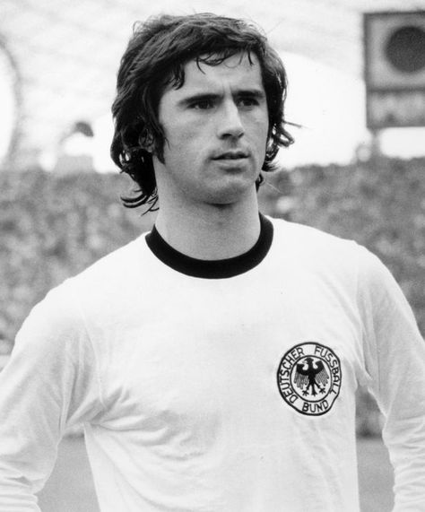 Gerd Muller was simply incredible for West Germany & Bayern Munich. Der Bomber was the best goal scorer of the modern era Muller Germany, Gerd Müller, Germany National Football Team, Gerd Muller, Germany Football, Legends Football, Football History, Olympic Stadium, Best Football Players