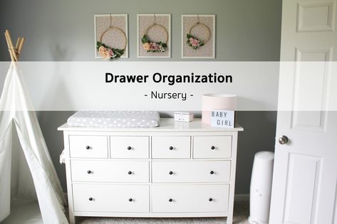 Drawer Organization in a toddler's nursery.  Hemnes Dresser from Ikea Nursery Hemnes, Ikea Hemnes Drawers, Dresser Organization Ideas, Ikea Drawer Organizer, Organisation Inspiration, Nursery Drawer Organization, Baby Dresser Organization, Nursery Organisation, Organization Nursery