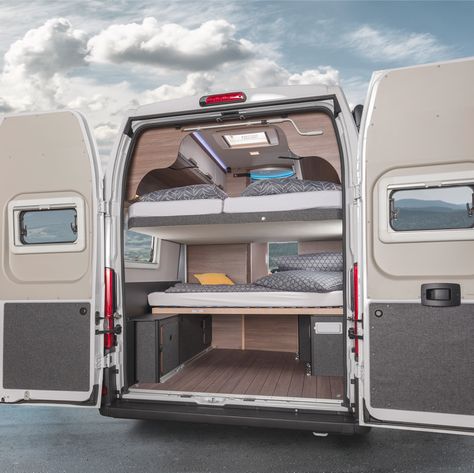 Camper Van Knaus BOXLIFE 630 ME - Camper Van for 7 People Crafter Conversion, Van Makeover, Van Renovation, Van Organization, Ducato Camper, Campervan Conversion, Custom Campers, Sprinter Camper, Van Ideas