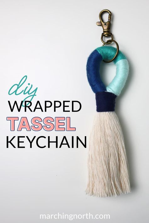 DIY Colorful Wrapped Tassel Keychain Tassels Diy Tutorials, Tassel Keychain Diy, Boho Tassel Keychain, Eyeglass Jewelry, Boho Yarn, Plant Hanger Macrame, Home Decor Apartment, Pattern Home Decor, Summer Purse