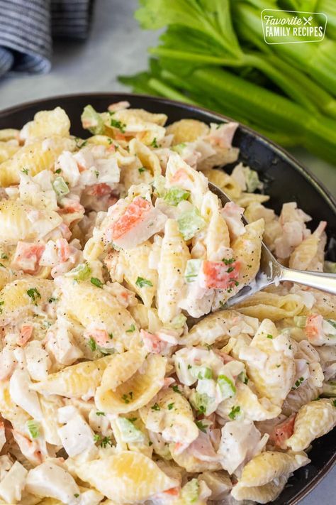 Crab Pasta Salad Pasta Crab Salad Recipe Easy, Crab Salad Recipe Pasta, Crab Noodle Salad, Seafood Pasta Salad, Entree Salads, Crab Pasta Salad, Salad Italian, Fish Meals, Seafood Salad Pasta