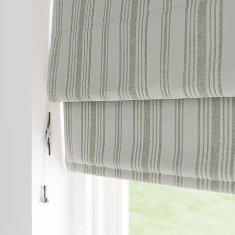 Country Cottage Roman Blinds, Roman Blind Kitchen, Bedroom Blinds Ideas, Kitchen Paneling, Window Finishes, Small Upstairs Hallway, Living Room Victorian House, Natural Roman Blinds, Roman Blinds Bedroom