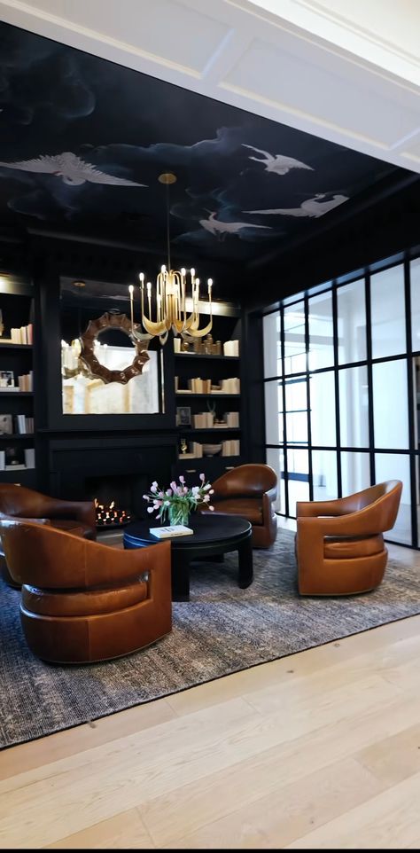 Bourbon Lounge Basement, Mens Lounge Room Ideas, Moody Bar Lounge Design, Moody Conversation Room, Moody Home Bar Lounge, Cocktail Room In House, Cocktail Lounge Room Ideas, Conversation Room Ideas, Speakeasy Basement