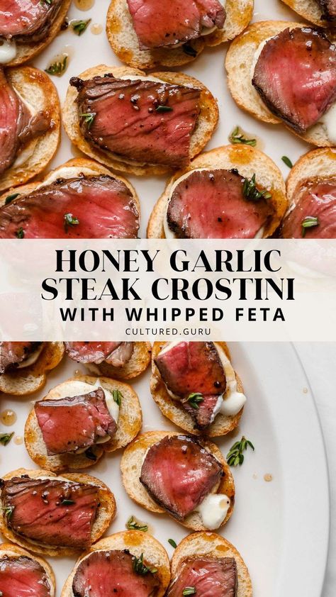 Honey Garlic Steak, Steak Crostini, Steak Appetizers, Crostini Appetizer, Fancy Appetizer Recipes, Crostini Appetizers, Homemade Greek Yogurt, Filet Mignon Recipes, Garlic Steak