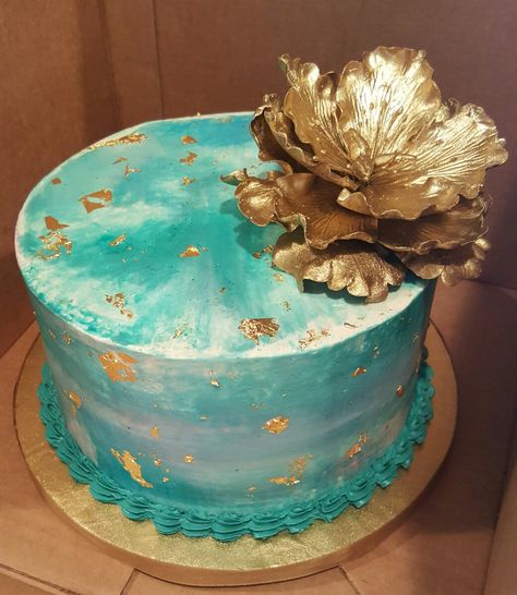 Teal buttercream birthday cake with gold flecking and a gold peony. (J'aime Cakes LLC ) Birthday Cake With Gold, Turquoise Cake, Teal Cake, Birthday Cake Images, Cake With Gold, Buttercream Birthday Cake, Rose Gold Cake, White Birthday Cakes, 10 Birthday Cake