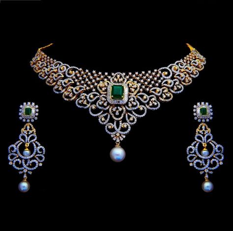 Diamond Necklaces / Chokers - Diamond Jewelry Diamond Necklaces / Chokers (NK0316ER2399) at USD 13,031.37 Diamond Necklace Indian, Beautiful Diamond Necklace, Necklace Tattoo, Bold Women, Bridal Diamond Necklace, Unique Statement Necklace, Diamond Circle Pendant, Choker Necklace Designs, Diamond Jewelry Set