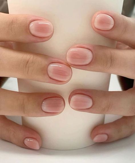 Short Clean Nails, Room Inspo Coquette, Clean Girl Room, Board Mood, Milky Nails, Minimal Nails, Casual Nails, Pretty Gel Nails, Vanilla Girl