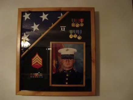 Retirement Decoration Ideas, 40 Gallon Aquarium Stand, Storage Ideas Small Bathroom, Military Shadow Box Ideas, Camping Storage Ideas, Ideas Under Stairs, Diy Shadow Box Ideas, Step Display, Grandpa Memorial