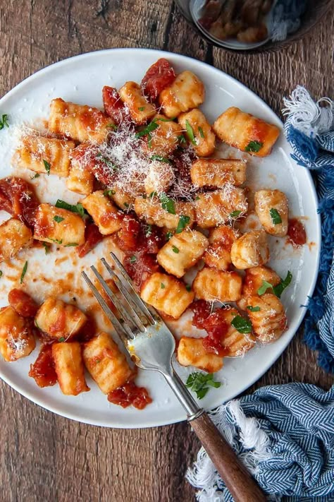 Gluten Free Gnocchi Recipes, Gluten Free Gnocchi, Frozen Pasta, Ricotta Gnocchi, Gnocchi Recipe, Making Gnocchi, Homemade Gnocchi, Best Gluten Free Recipes, Gnocchi Recipes