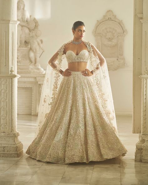 Asian Attire, Organza Cape, Pearl Tassels, Seema Gujral, Blouse Lehenga, Net Lehenga, Embroidered Dupatta, Wedding Lehenga, White Bridal