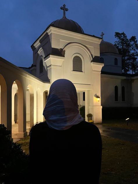 orthodox girl aesthetic 🕯️ orthodox veil, christian head covering, christian veiling, orthodox church Orthodox Woman Aesthetic, Christian Orthodox Aesthetic, Orthodox Christian Veil, Orthodox Modesty, Christian Veil Aesthetic, Veiling In Christianity, Head Covering Christian, Catholic Veiling, Veil Christian