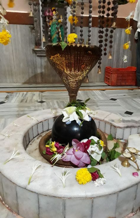 Beautiful Shivling Images, Shiv Mandir Snapchat Story, Mahadev Temple Snap, Shivling Snapchat Story, Shiv Mandir Snap, Shivling Snap, Shiv Linga Lord Shiva, Shivling Photo, Mahadev Snap