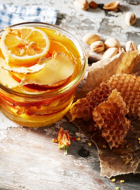 Honey with Citrus, Ginger & Chilli Rosemary Recipes, Honey Recipes, Manuka Honey, Healthy Smoothie, Smoothie Recipes Healthy, Healthy Smoothies, Homemade Gifts, Smoothie Recipes, Pesto