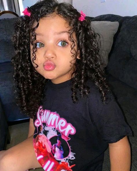 Pretty Babies With Curly Hair, Light Skin Babies, Baby Curly Hair, Kids With Curly Hair, Curly Hair Kids, Curly Hair Baby, Create Pin, Mexican Babies, Cute Mixed Babies