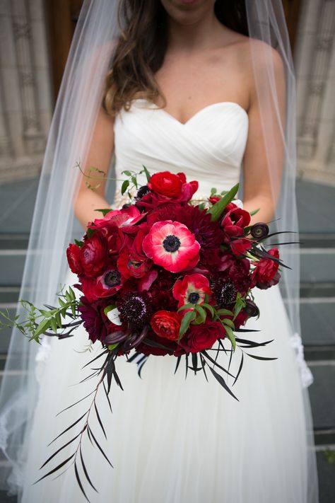 Katie carried a textural red bouquet of anemones, ranunculus, poppies, peonies and fiddlehead fern, "I cried when I saw my bouquet, it was so beautiful!" she says. Fiddlehead Fern, Red Anemone, Bridal Bouquet Peonies, Best Wedding Colors, Beach Wedding Colors, Maroon Wedding, Beach Wedding Flowers, Red Bouquet, Gladioli