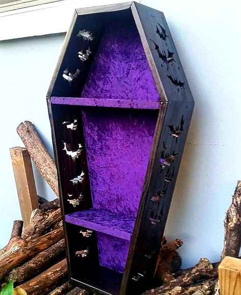 Coffin Shelf Diy, Diy Coffin Shelf, Goth Furniture, Coffin Shelves, Coffin Shelf, Rangement Makeup, Shelf Diy, Gothic Bedroom, Gothic Furniture