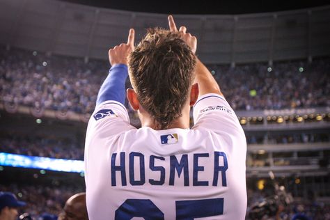 September 30, 2014: Kansas City Royals first baseman Eric Hosmer (35) points to the crowd in celebration the American League Wild Card Playoff game between the Oakland A's and the Kansas City Royals at Kauffman Stadium in Kansas City, Missouri. Royals made a come from behind rally in extra innings to defeat the A's 9-8 (Icon Sportswire via AP Images) Hosmer Haircut, Kc Royals Baseball, Eric Hosmer, Kauffman Stadium, Kansas City Royals Baseball, Royals Baseball, Buster Posey, Kc Royals, Kansas City Missouri