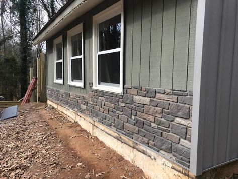 Vinyl Stone Siding Exterior, Home Updates Diy, Batten Exterior Siding, Replace Vinyl Siding, Board And Batten Exterior Siding, Vinyl Board And Batten Siding, Vinyl Siding Ideas Exterior, Vinyl Siding Ideas, Siding Remodel