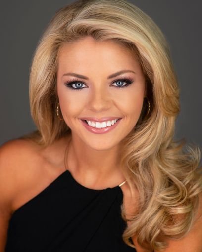 Ashley Thompson ♥ Pageant Hair And Makeup, Miss Oklahoma, Ashley Thompson, Pageant Headshots, Usa Girl, Model Headshots, Pageant Hair, Pageant Girls, Usa Girls