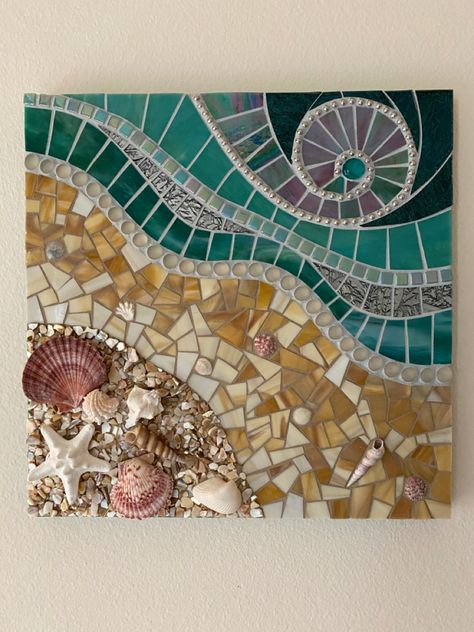 Vitromosaico Ideas, Christian Dior Atelier, Mosaic Beach, Abstract Mosaic Art, Dior Atelier, Sea Glass Mosaic, Mosaic Art Diy, Winter Retreat, Mixed Media Mosaic