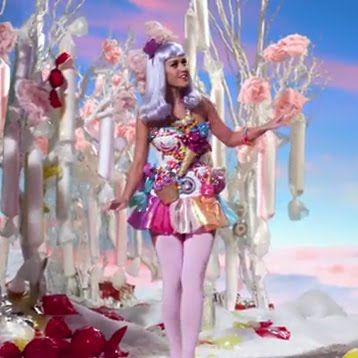 How to Make a Katy Perry Halloween Costume | Her Campus Katy Perry Halloween Costume, Katy Perry Halloween, Katy Perry Music, Will Cotton, Candy Costumes, Candy Girl, Teenage Dream, Girl Costumes, Katy Perry