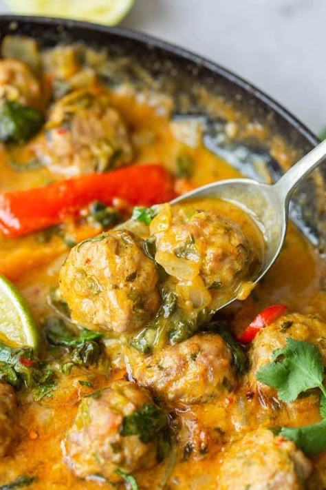 Turkey Curry Meatballs, Coconut Curry Chicken Meatballs, Curry Chicken Meatballs, Meatballs Baked, Curry Meatballs, Chicken Mince, Minced Chicken Recipes, Coconut Curry Sauce, Wilted Spinach