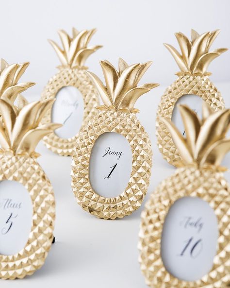 Tropical Theme Wedding, Pineapple Pictures, Pineapple Photo, Photo Table Numbers, Pineapple Wedding, Tropical Wedding Theme, Beach Wedding Decorations Reception, Picture Frame Set, Fiesta Tropical