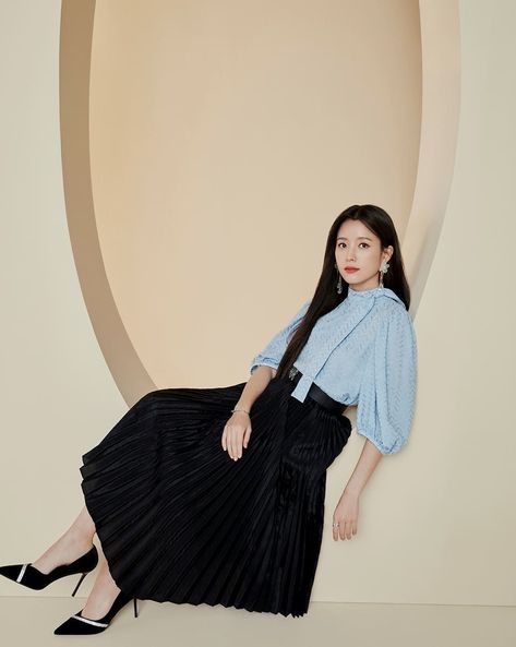 Han Hyo Joo Fashion, Outfit Ideas Korean Asian Style, Outfit Ideas Korean, Suit Combinations, Hyo Joo, Han Hyo Joo, Korean Fashion Dress, Kpop Fashion Outfits, Asian Style