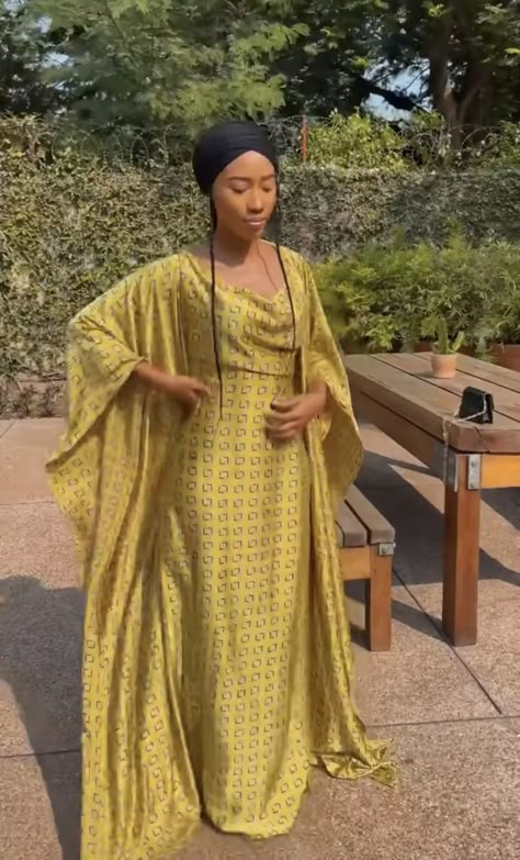 African Mumu Dress, Afrocentric Wedding, Traditional Silk Evening Kaftan, Traditional Silk Kaftan For Evening, Silk Boubou Gown Styles, Satin Bubu Dress, Bubu Satin Dresses, China Street Fashion, Ladylike Style