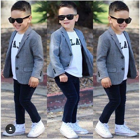 Preschool Graduation Outfit Boys, Toddler Boy Formal Outfit, Boys Blazer Outfit, Kids Boys Fashion Party Wear, Boys Formal Outfit, Kids Suits Boys Semi Formal Wear, Boys Dressing Style, Pent Coat For Kids Boy, Kids Blazer Boys